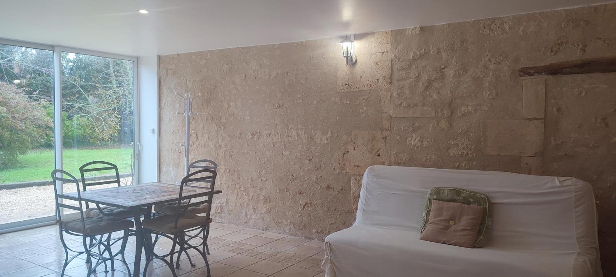 Gite Cosy, Sur Jardin, Terrasse Privee, Parking Au Calme En Rdc Gémozac Kültér fotó